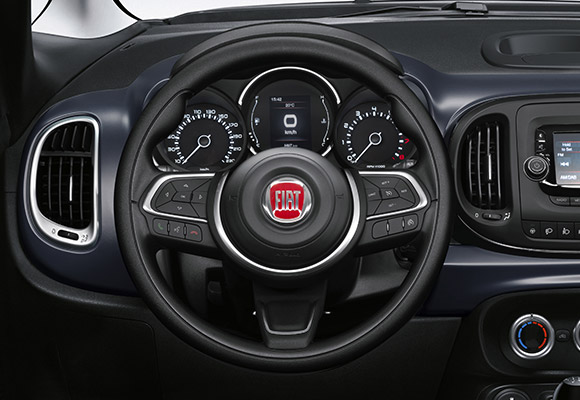 black-foamed-steering-wheel-w-controls